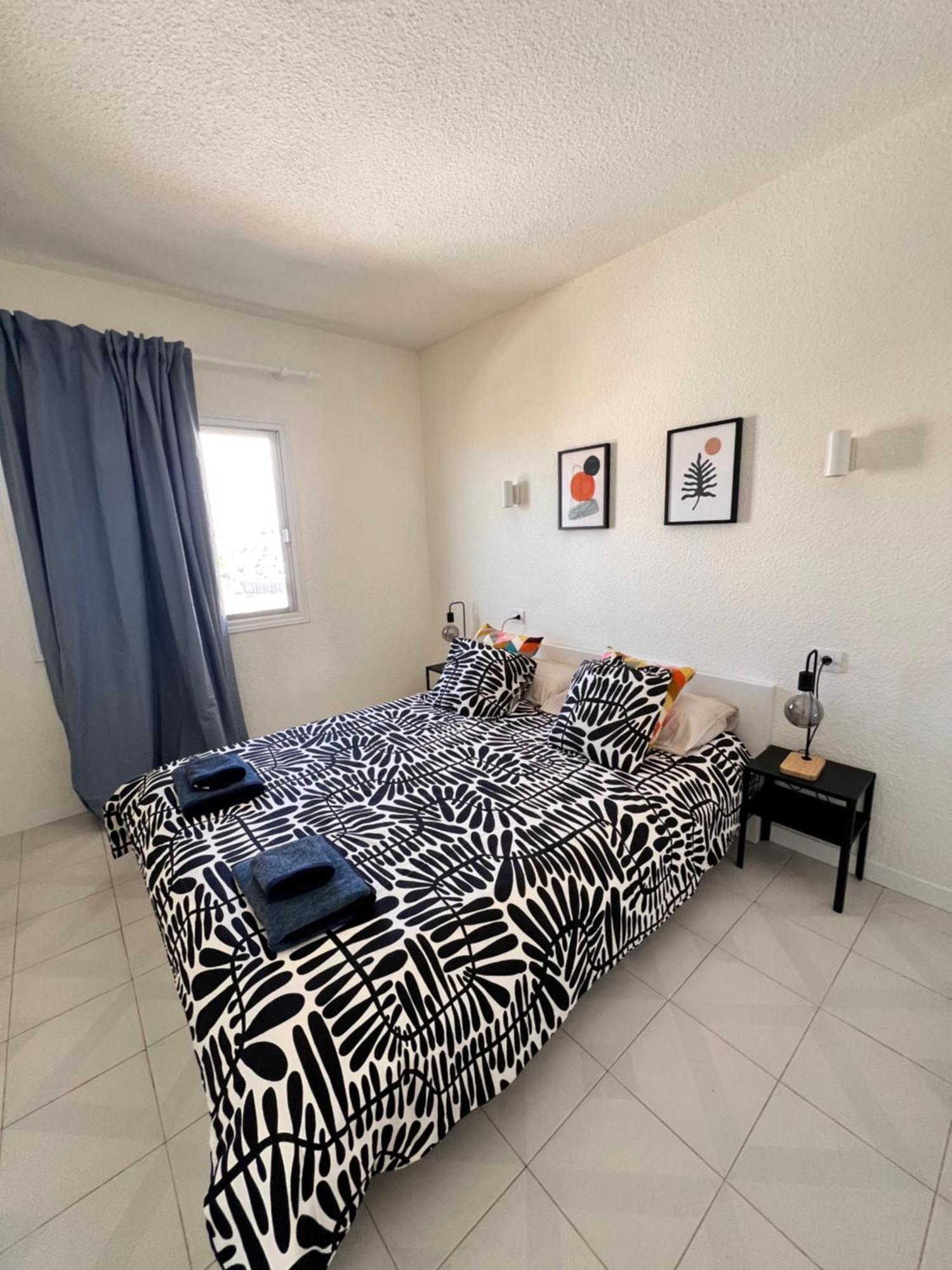 Seaview And Sunset Apartment Los Cristianos Los Cristianos  Exterior foto
